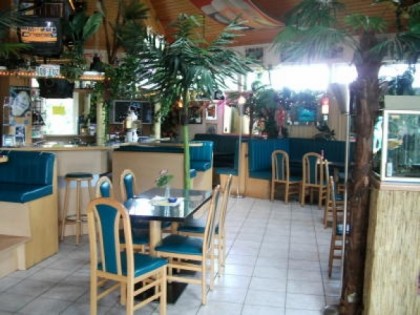 照片: Pavillon Sport-Diner-Bar