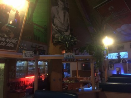 照片: Pavillon Sport-Diner-Bar